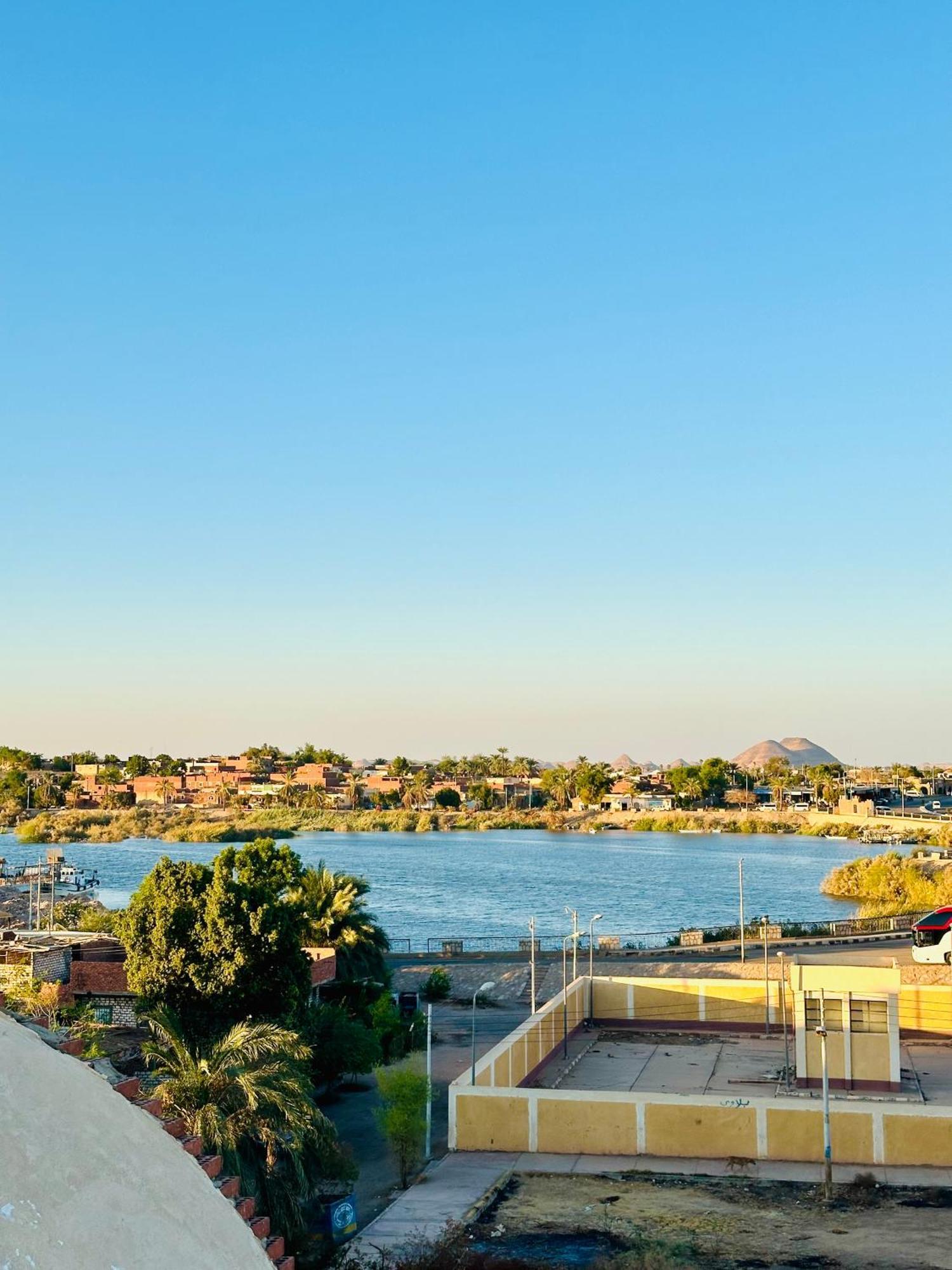 Abu Simbel Nubian Guest House Exterior foto